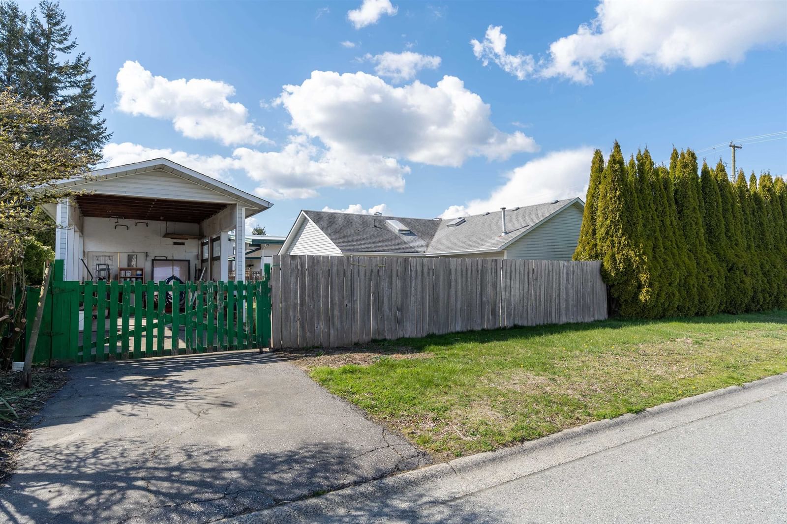 Listing Image 20