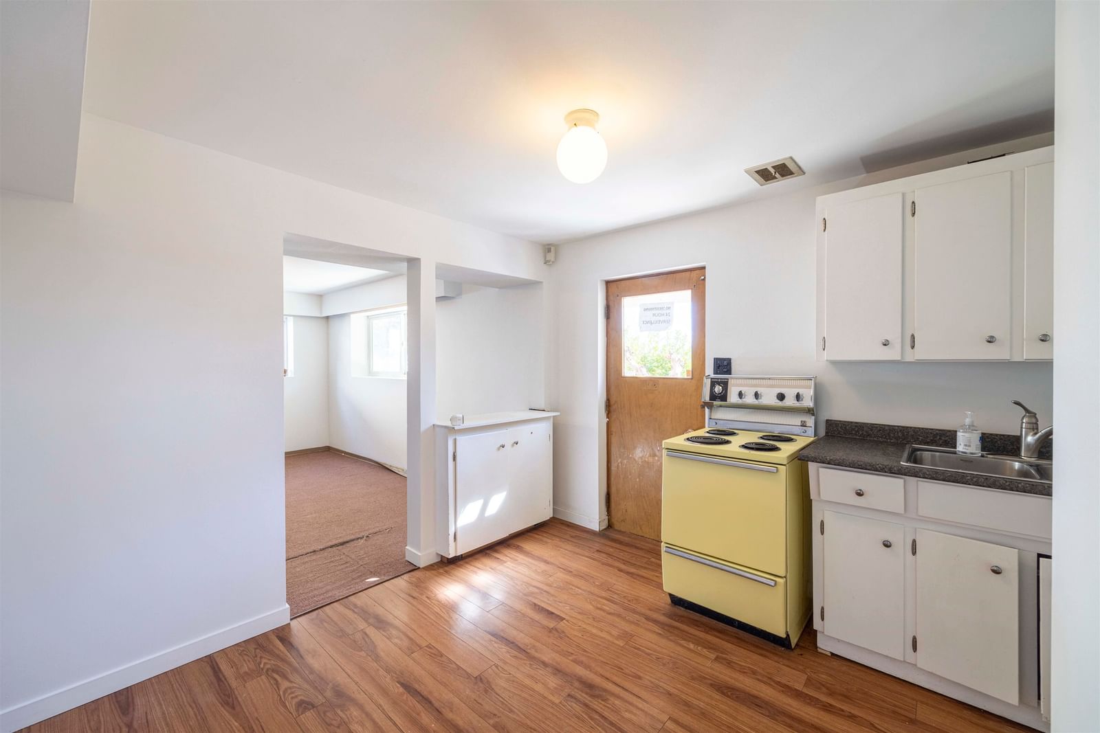 Listing Image 22