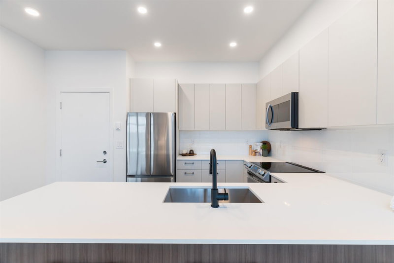 102 - 15255 Sitka Drive, Surrey, V3S 0B1 | Image 2