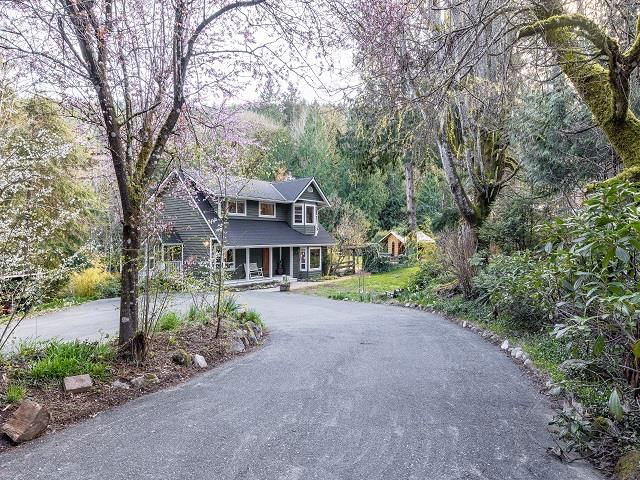 132 Creekside Drive