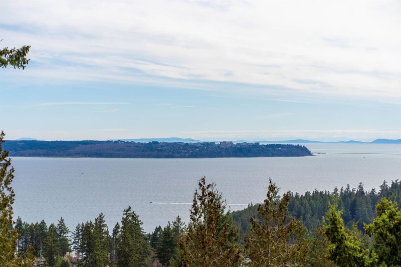 9 - 5110 Alderfeild Place, West Vancouver, V7W 2W7 | Image 3