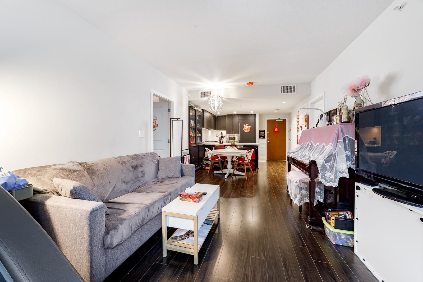 Listing Image 13