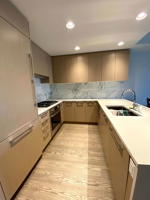 607 - 3533 Ross Drive