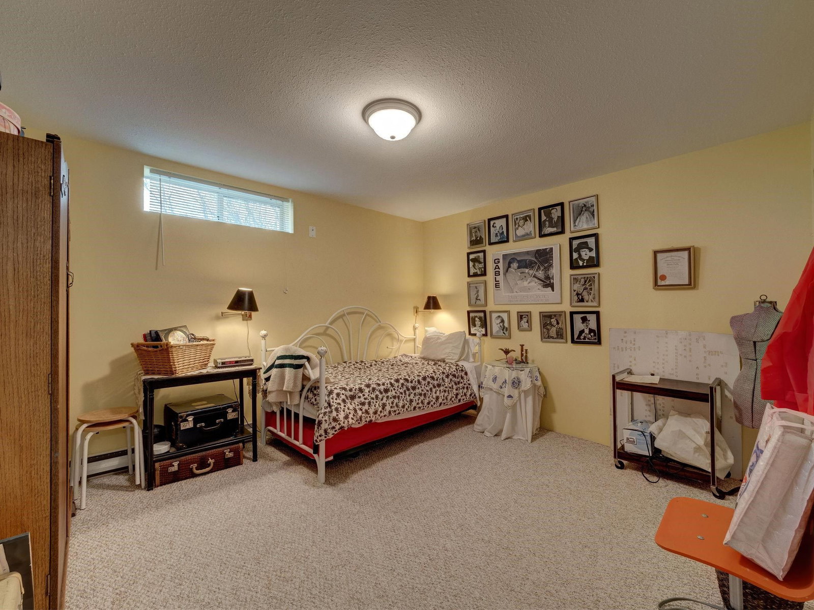 Listing Image 19