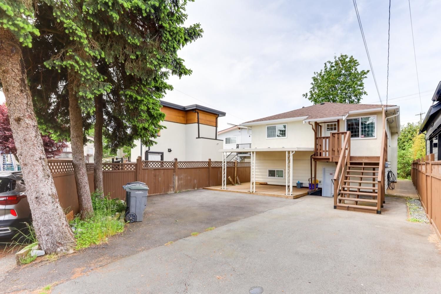 Listing Image 19