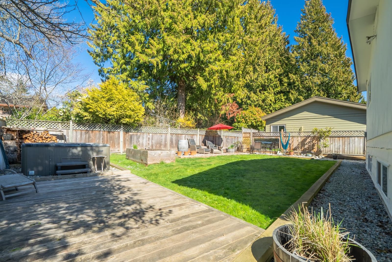 Listing Image 16