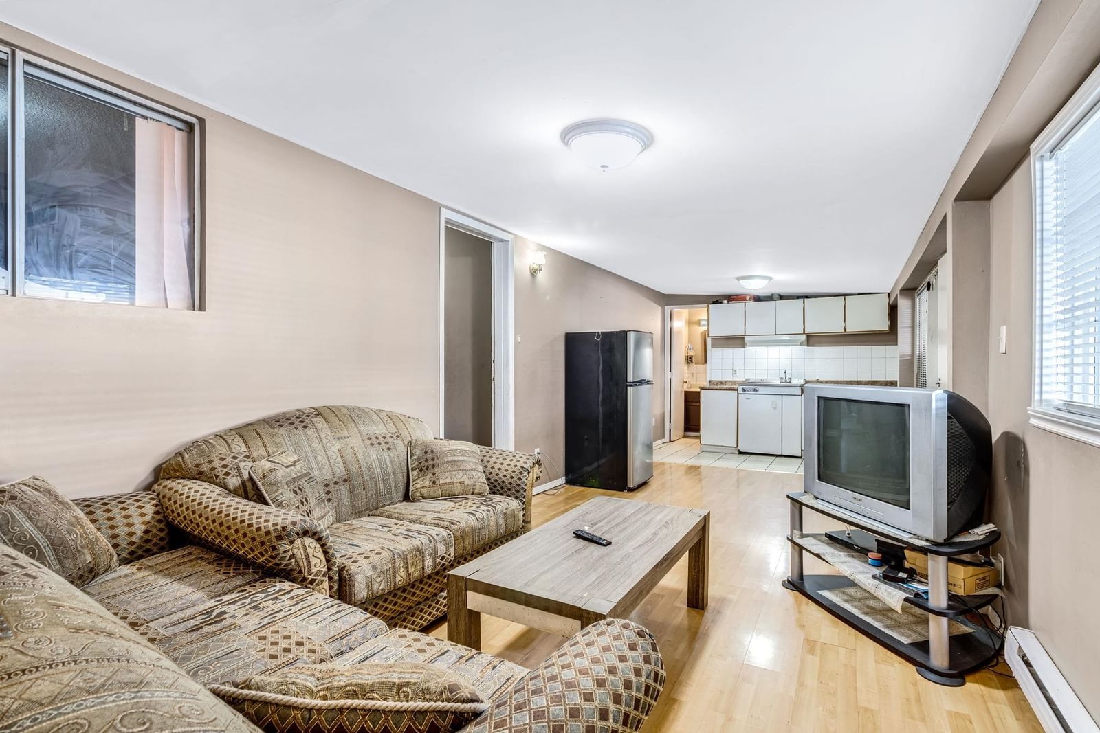 Listing Image 22
