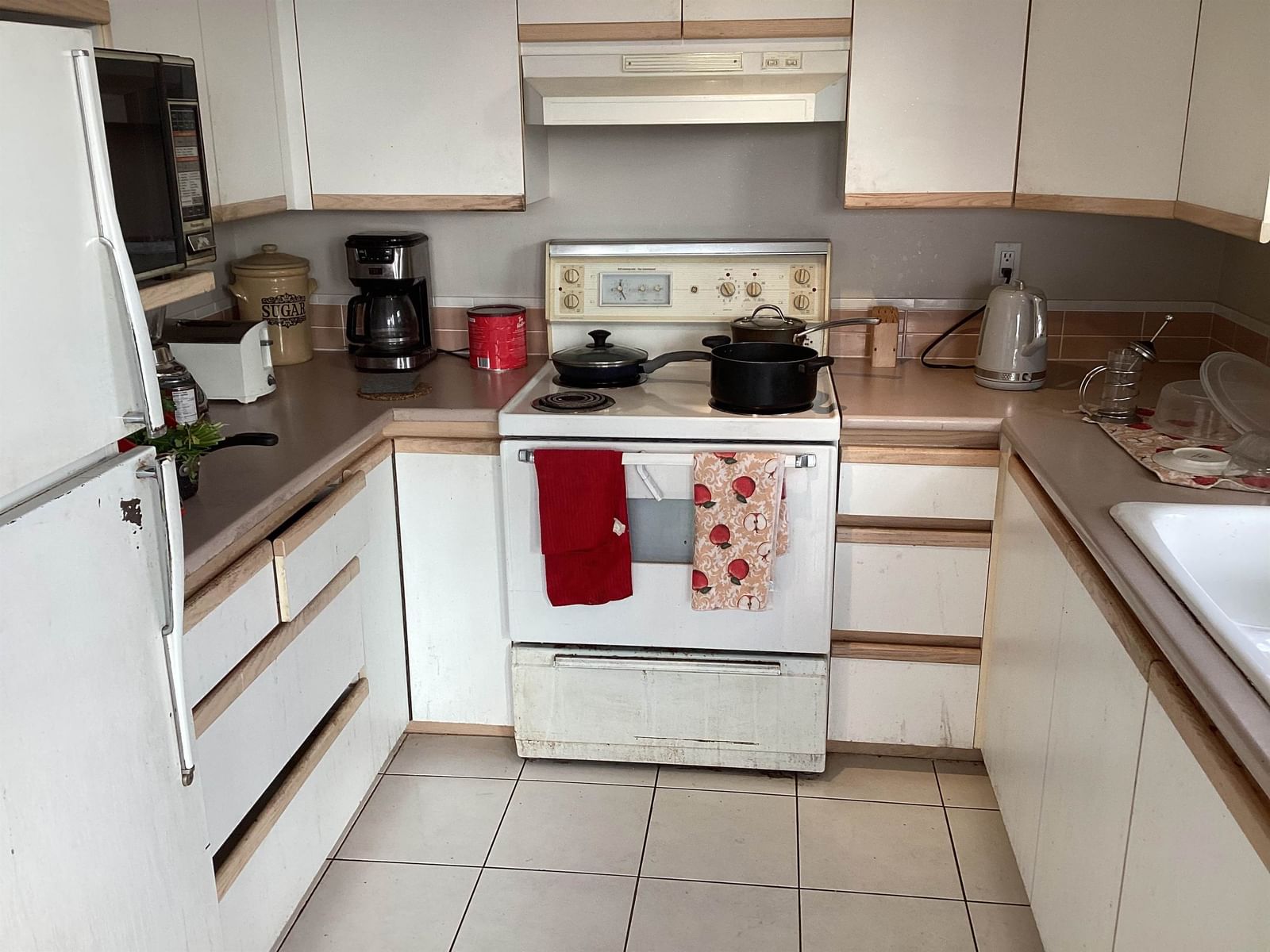 Listing Image 4