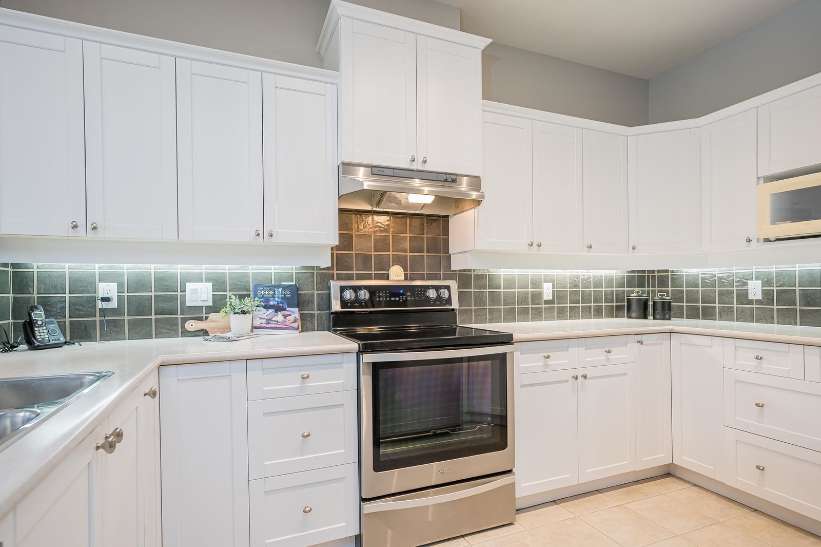Listing Image 9