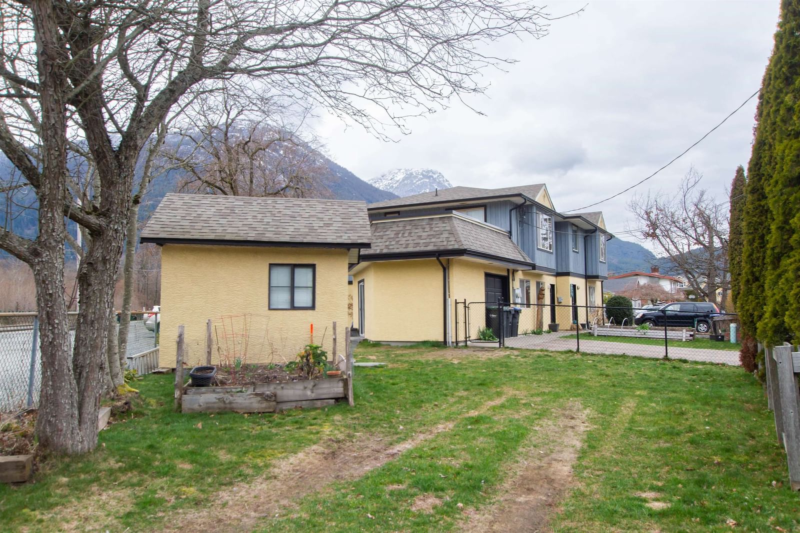 Listing Image 11