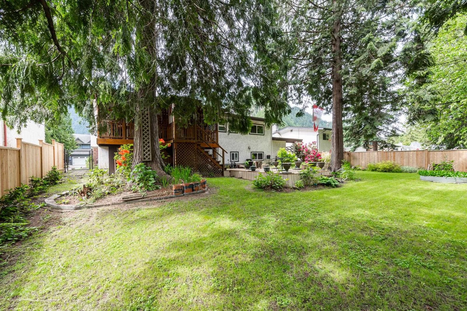 Listing Image 7