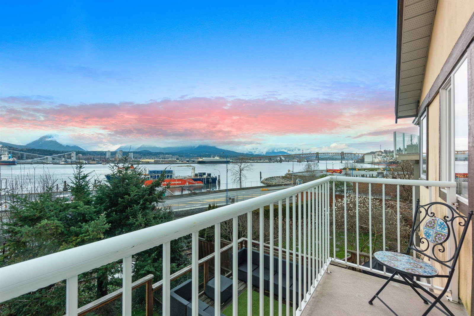 Listing Image 15