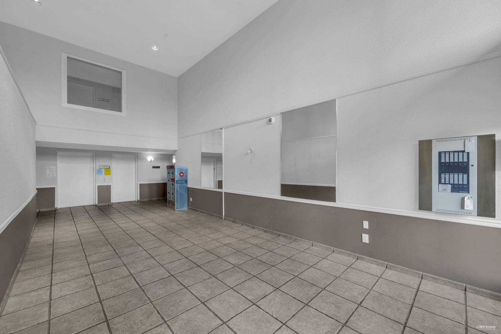 Listing Image 27