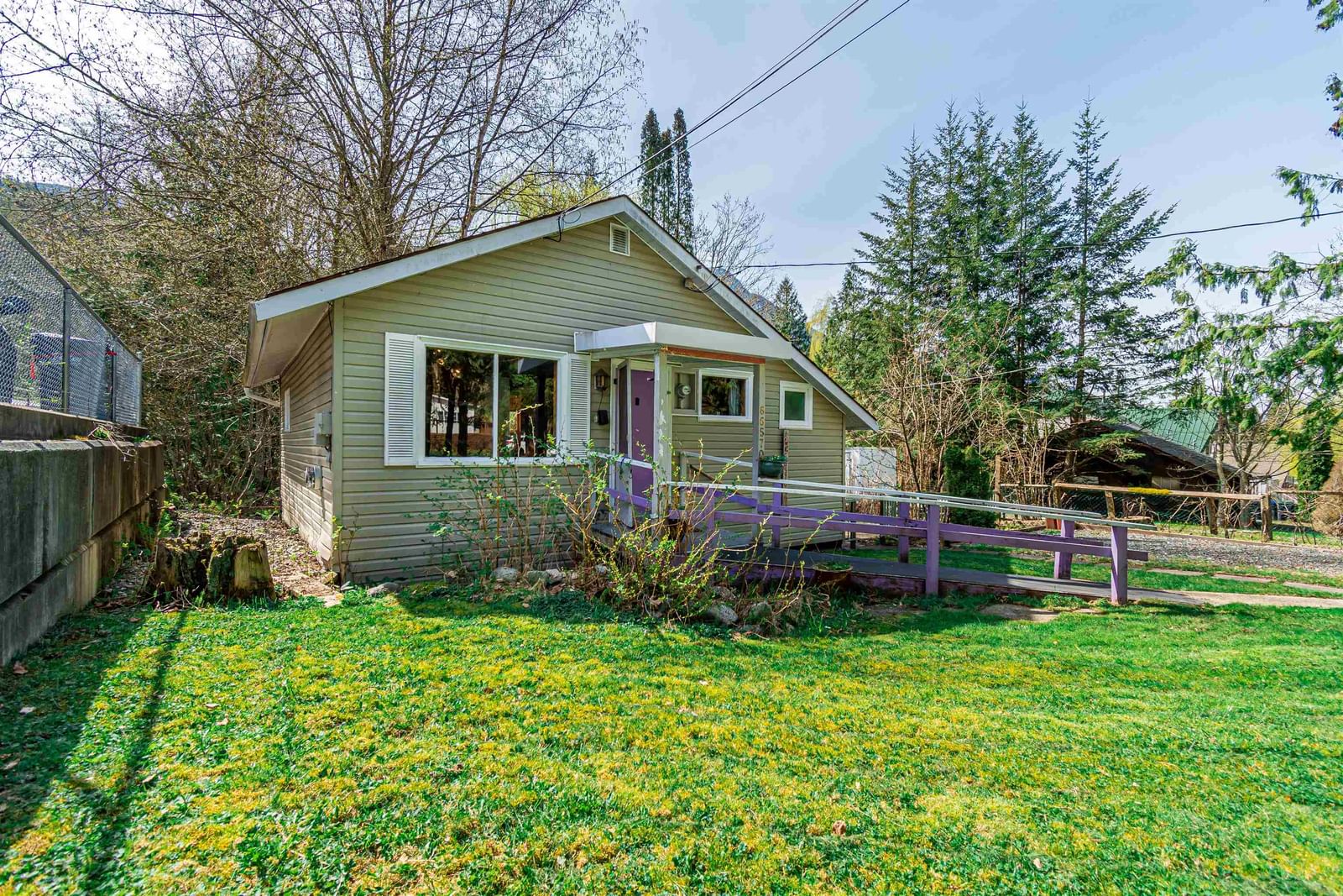 Listing Image 1