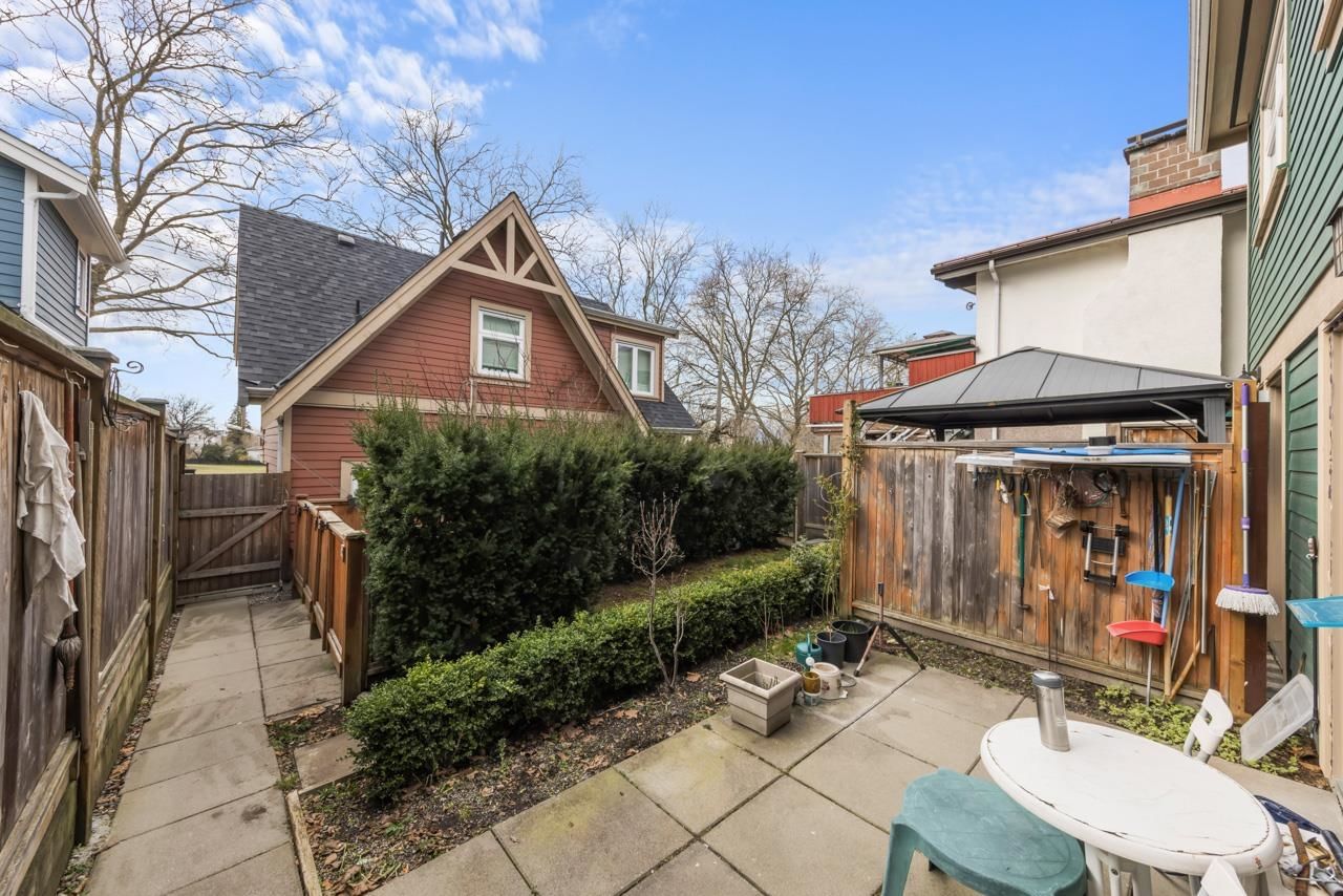 Listing Image 18
