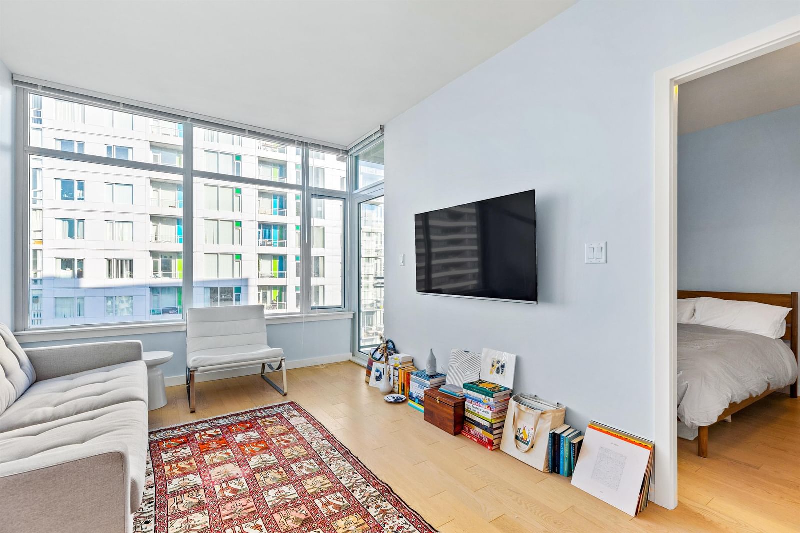 Listing Image 6