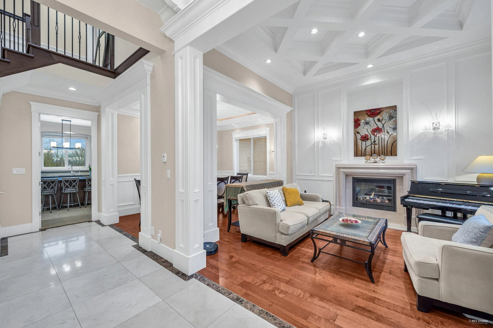 Listing Image 5