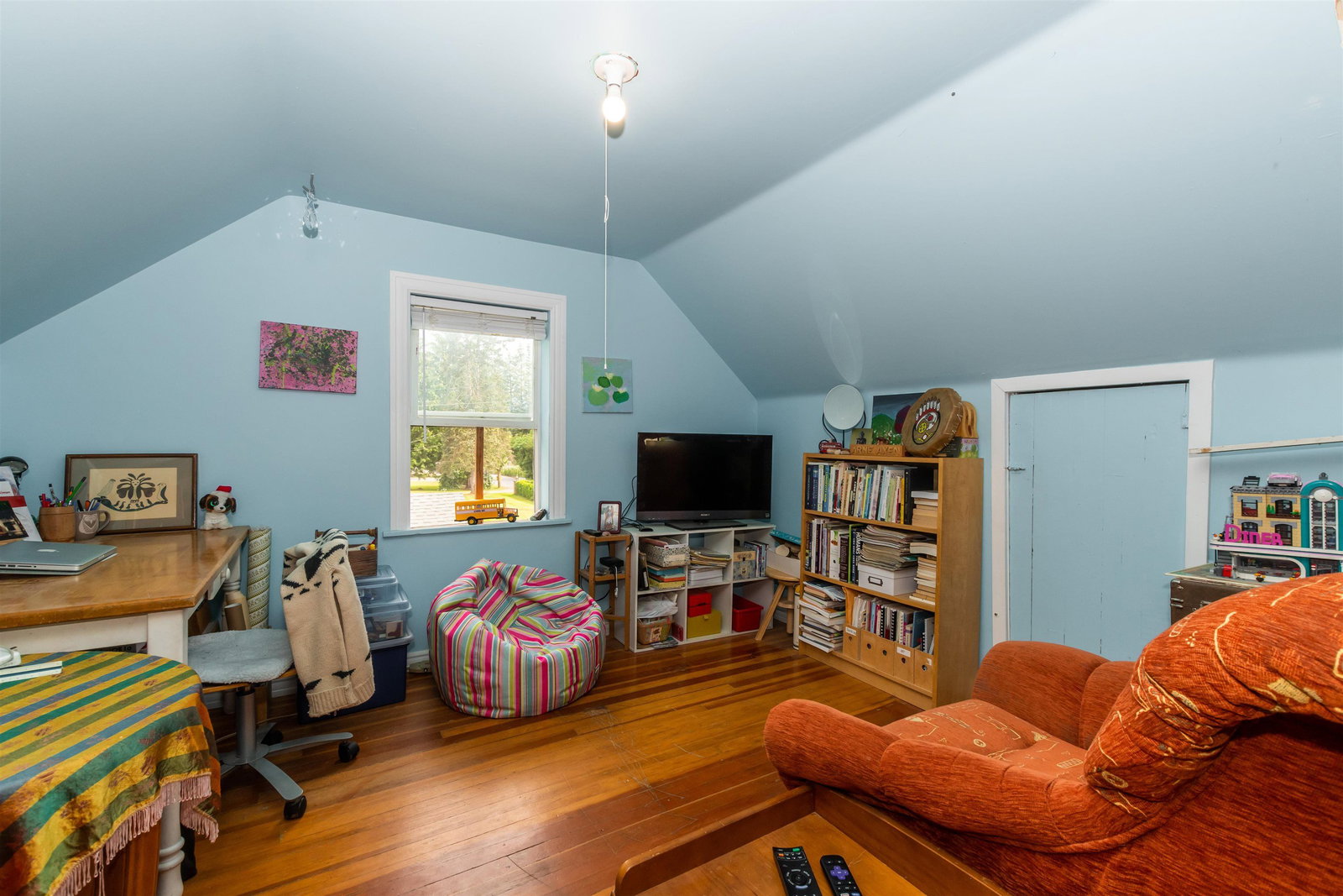 Listing Image 14