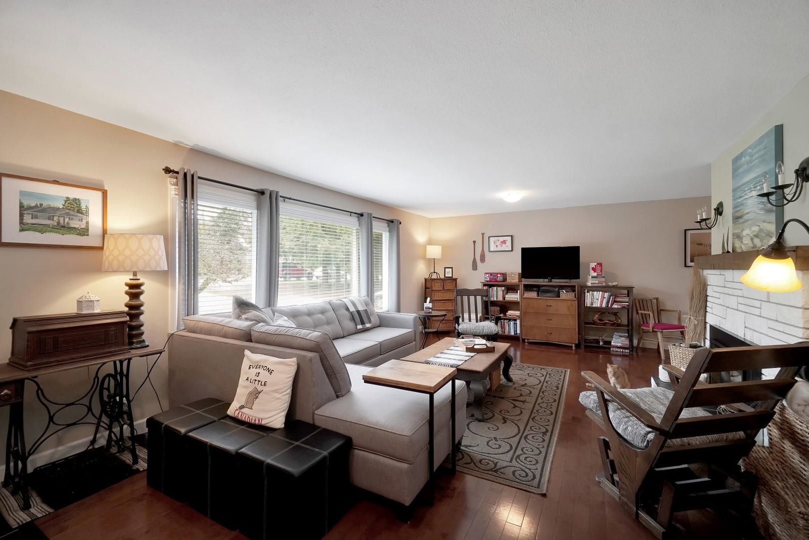 Listing Image 13