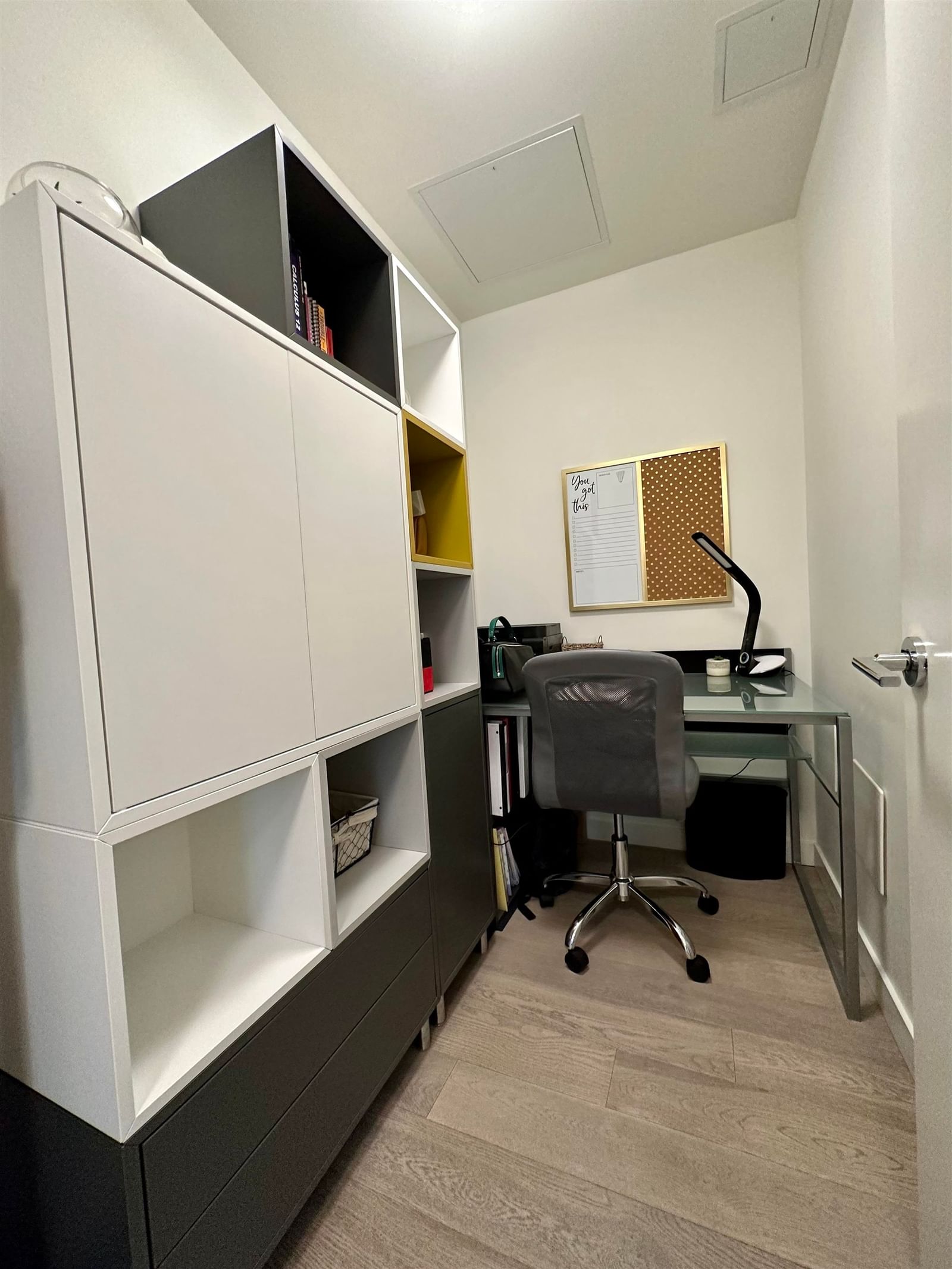 Listing Image 11