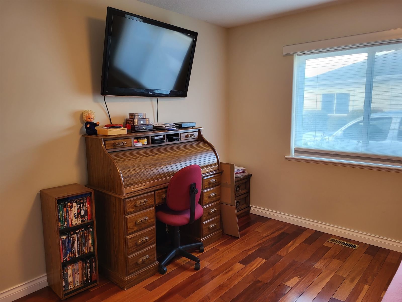 Listing Image 16