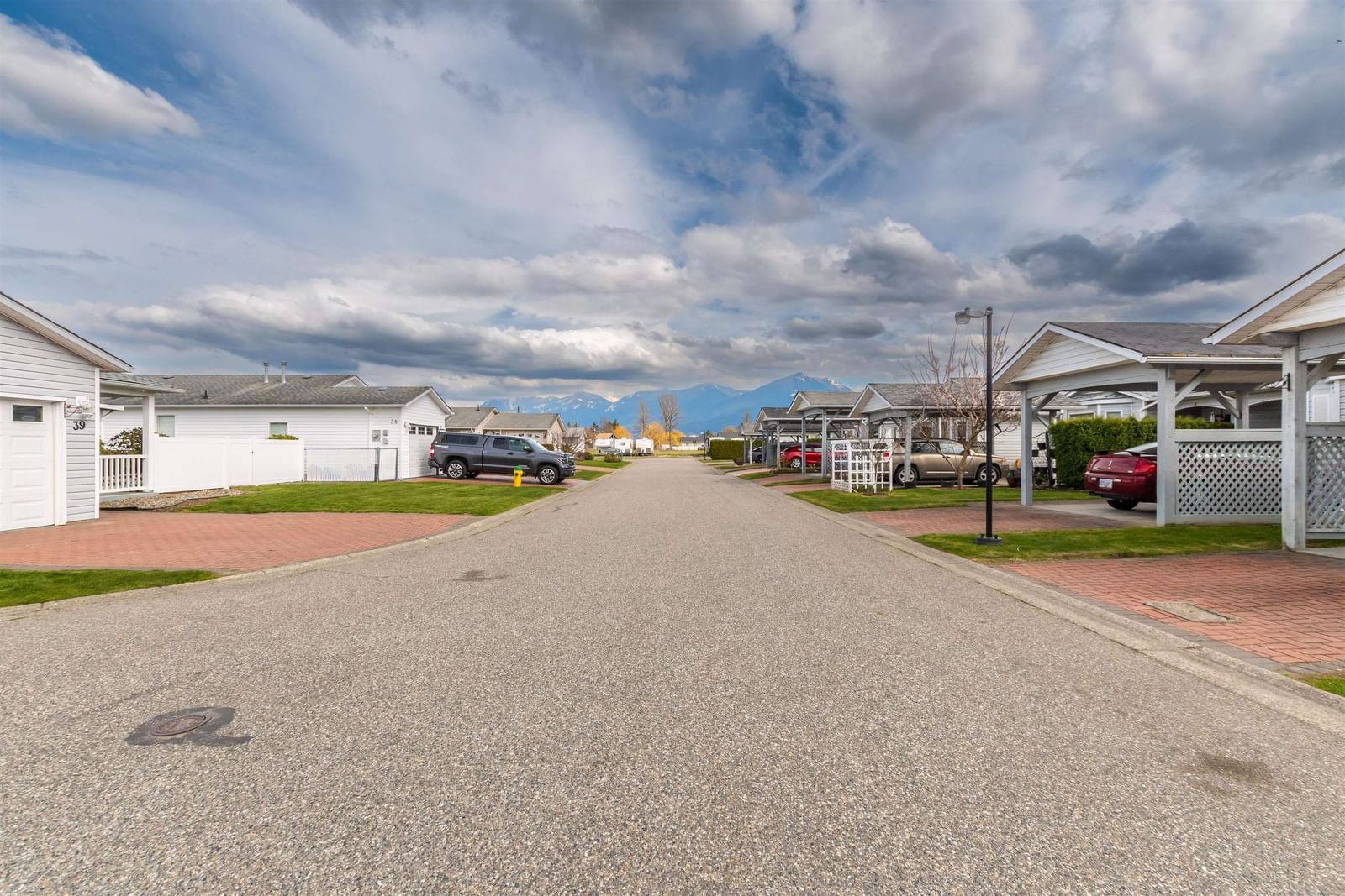 Listing Image 29