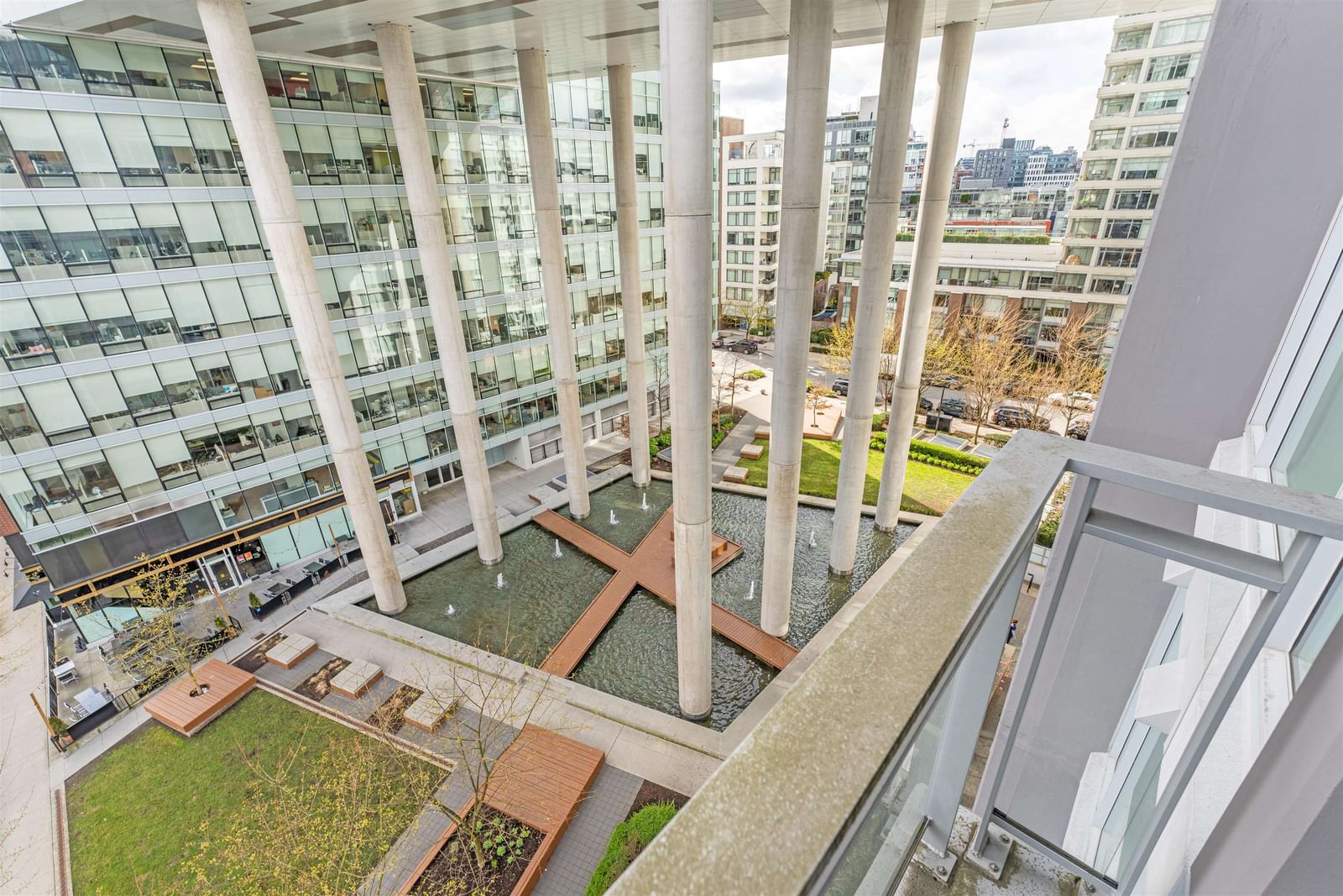Listing Image 15