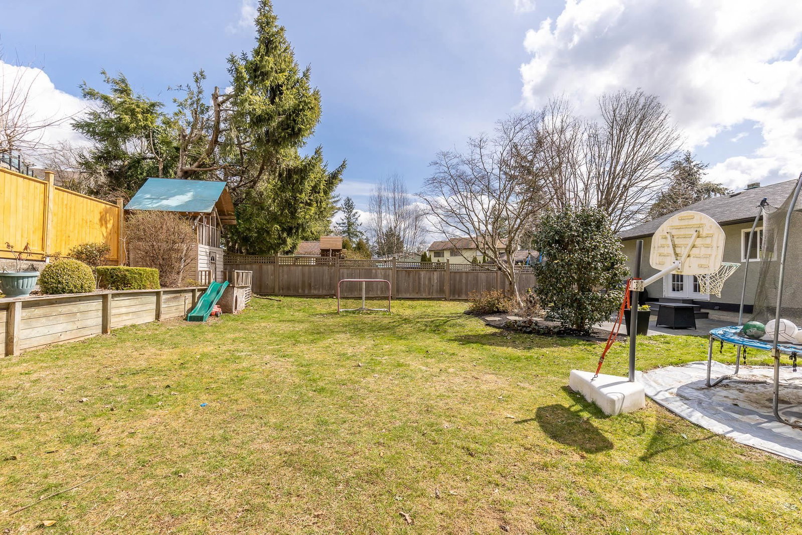 Listing Image 38