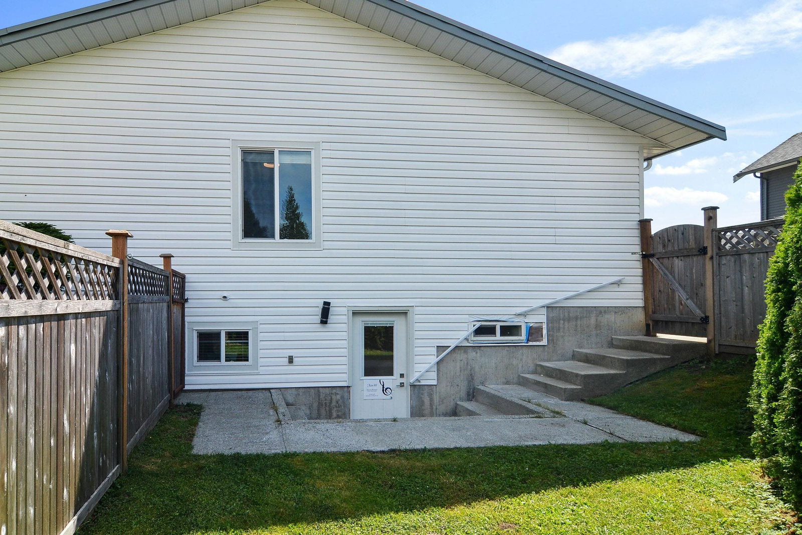 Listing Image 27