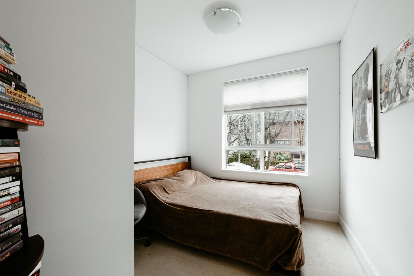 Listing Image 19