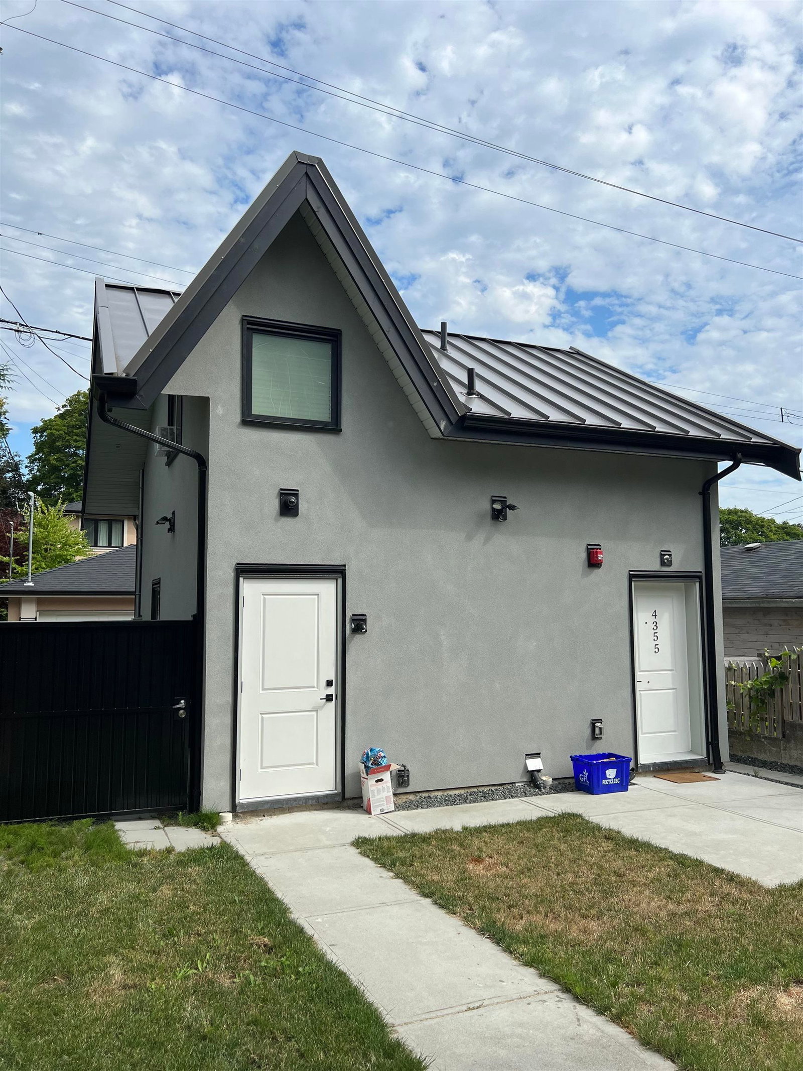 Listing Image 33