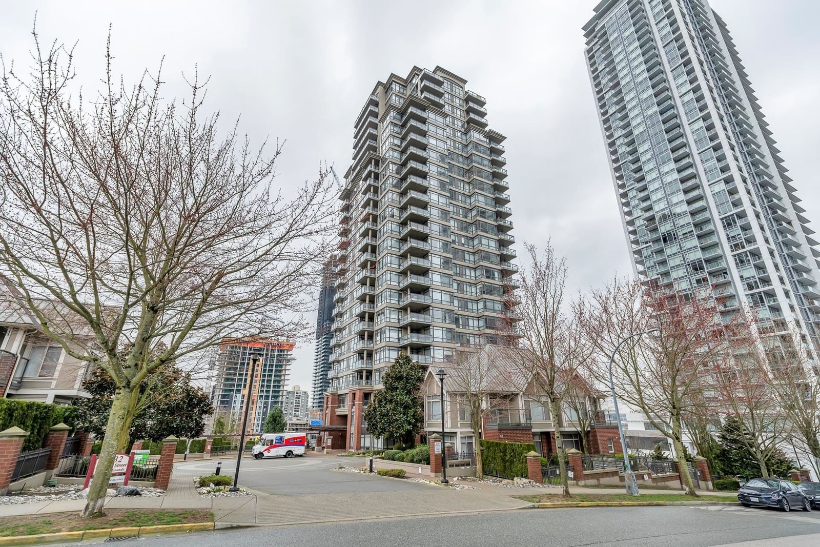 Listing Image 1