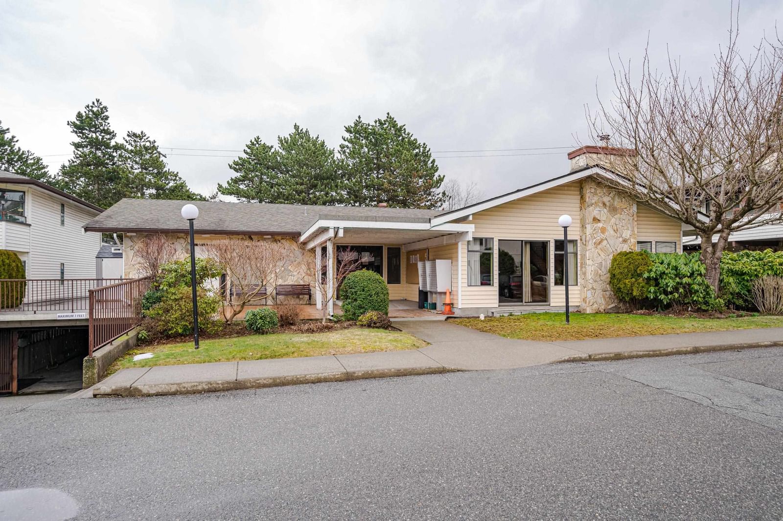 Listing Image 26