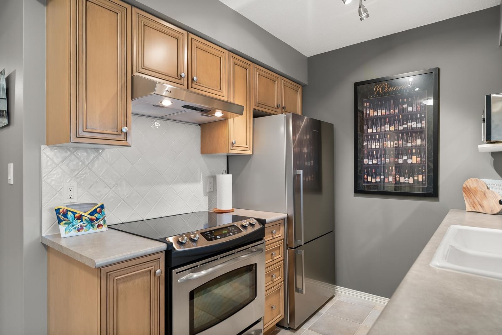 Listing Image 19