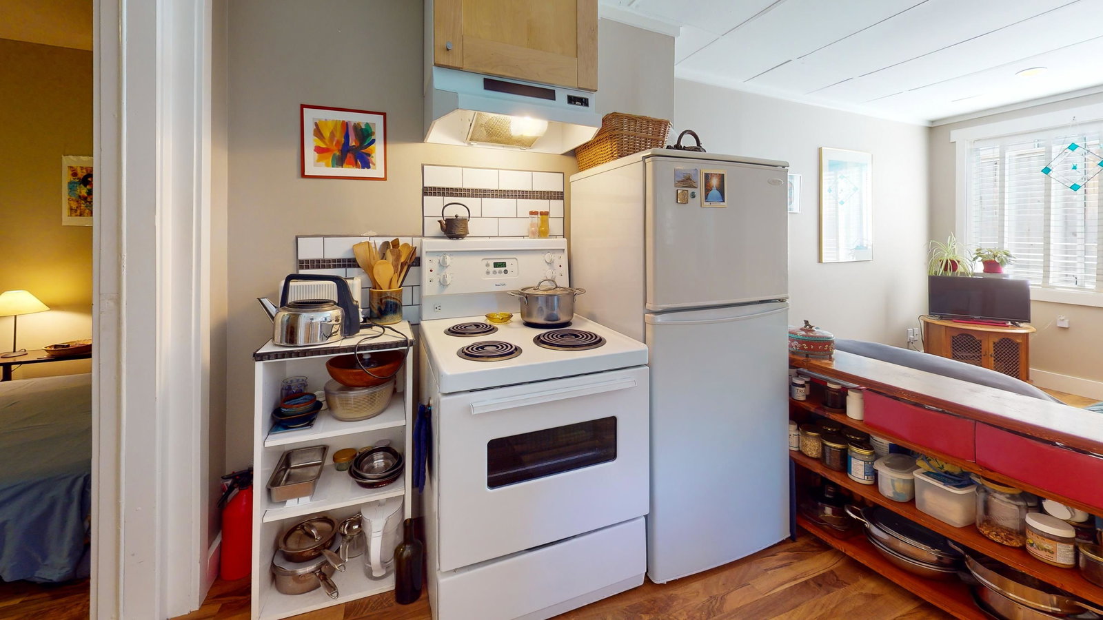 Listing Image 19
