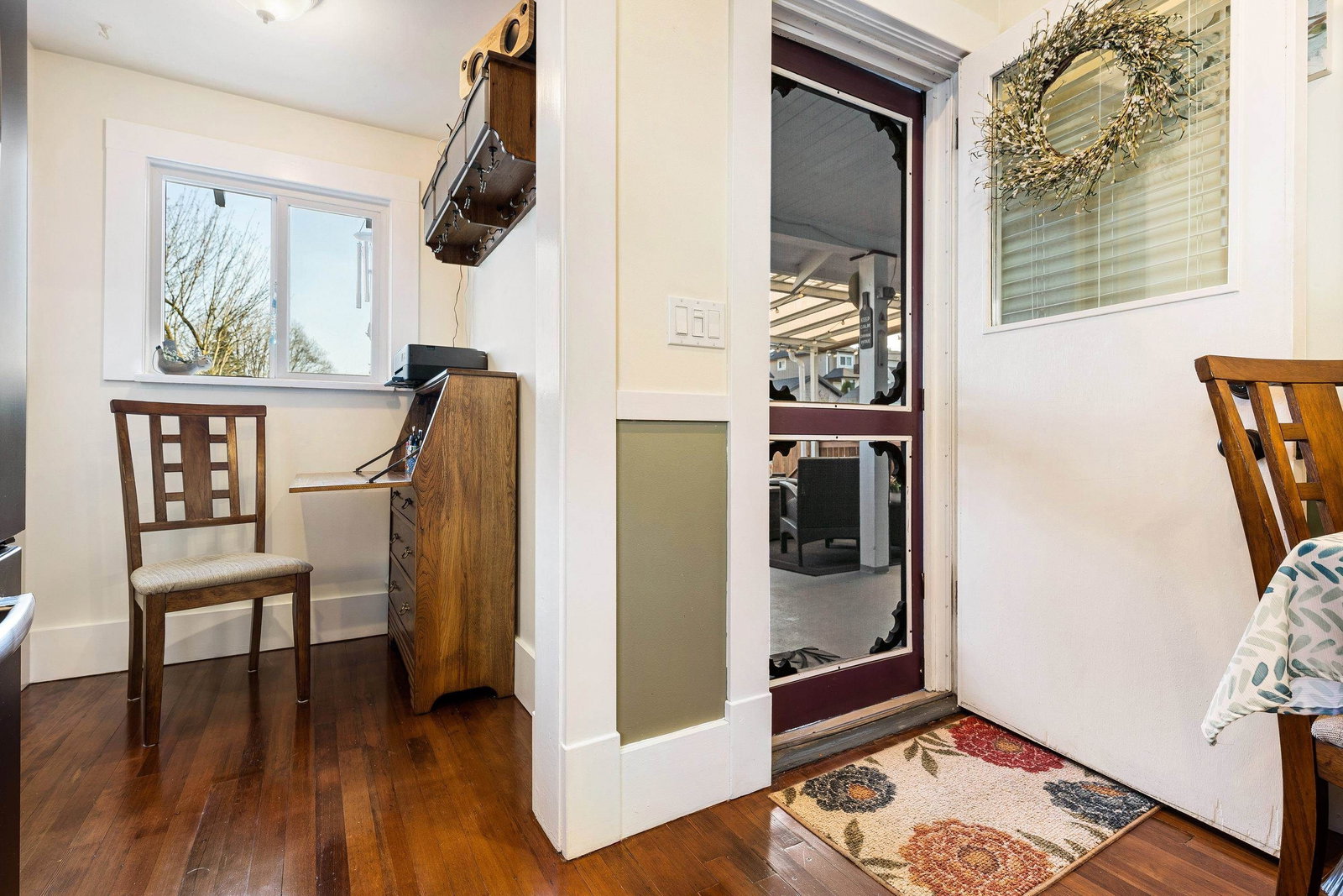Listing Image 12