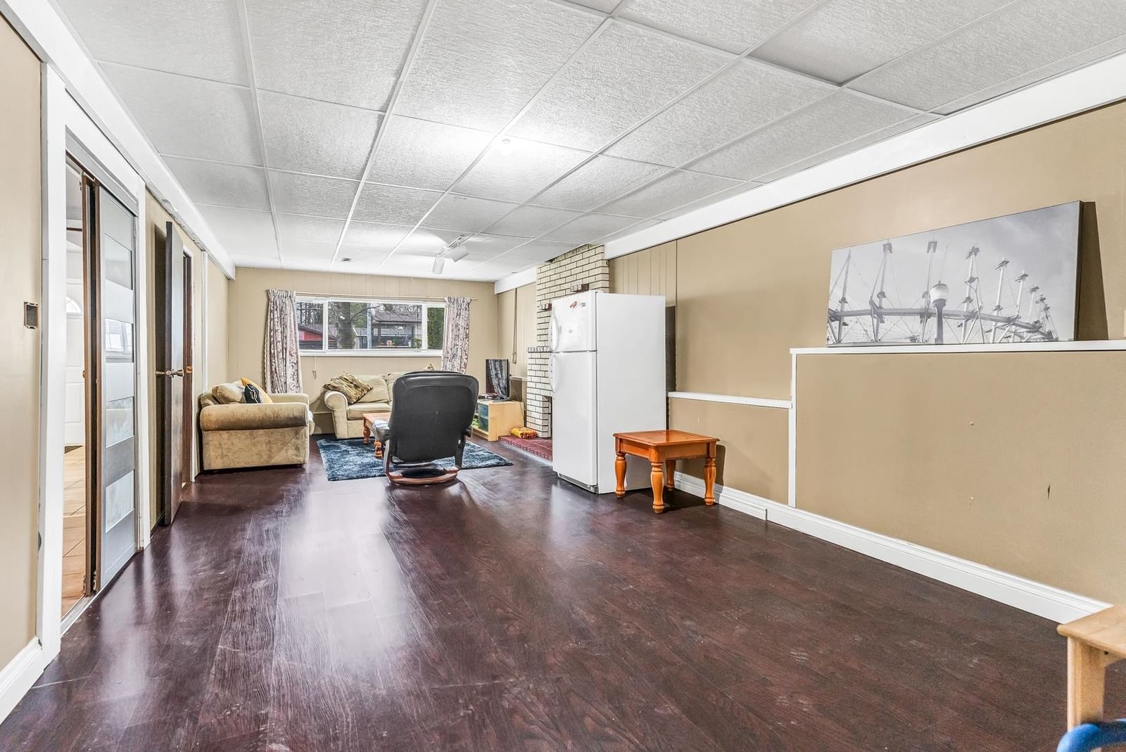 Listing Image 7