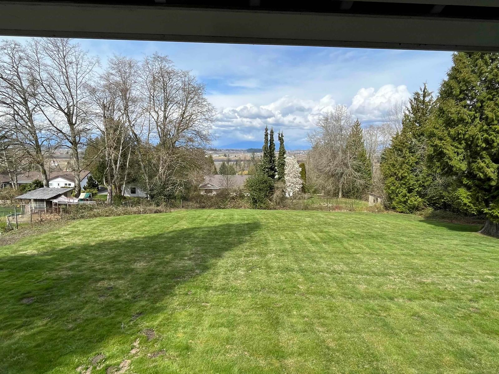 Listing Image 24