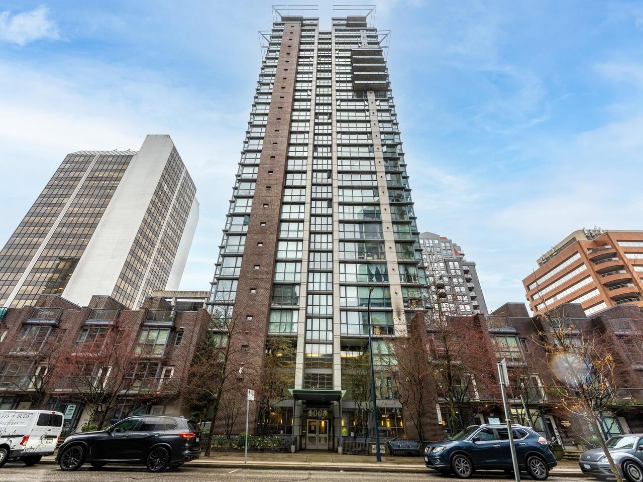 Listing Image 19