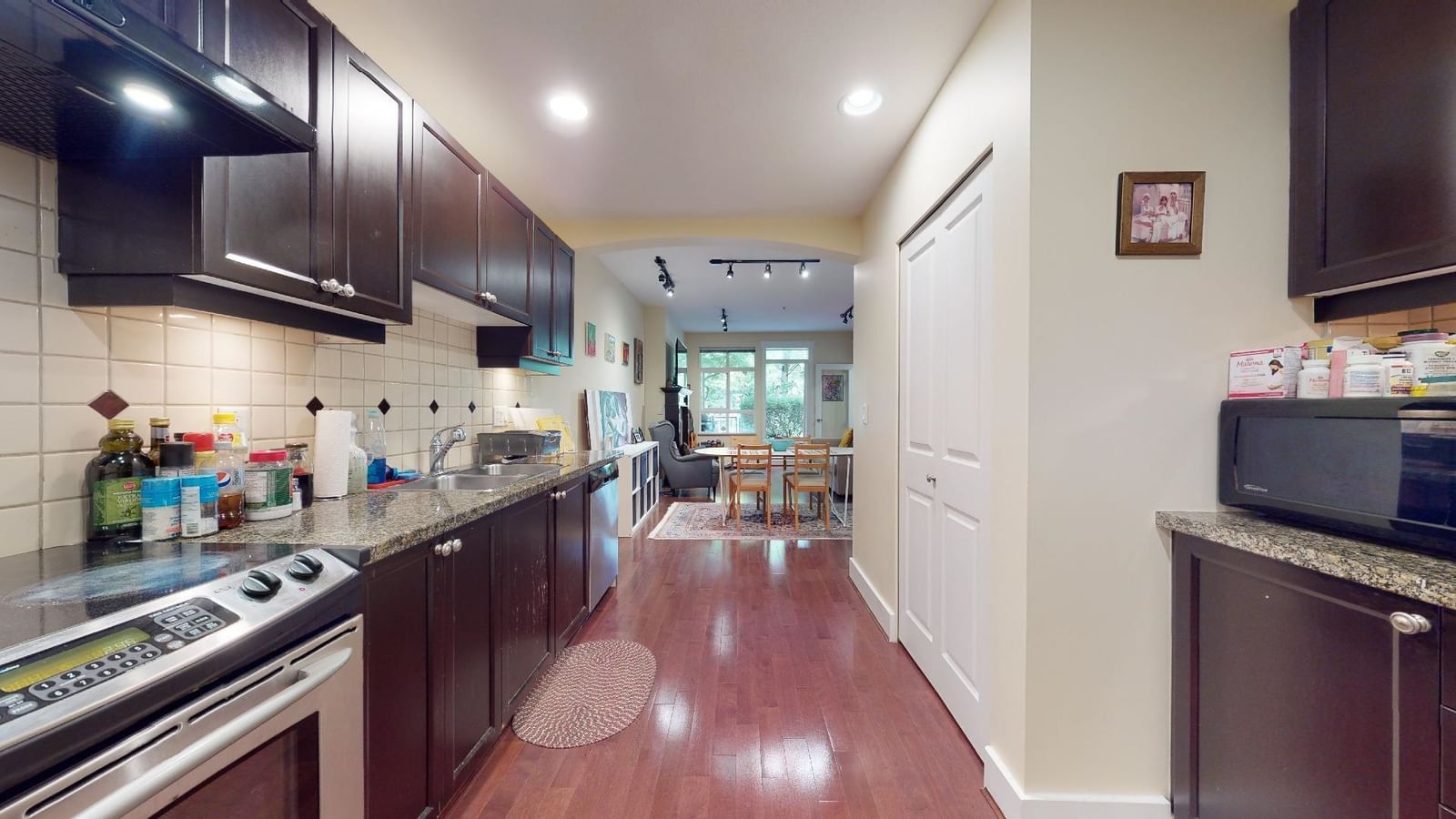 Listing Image 21