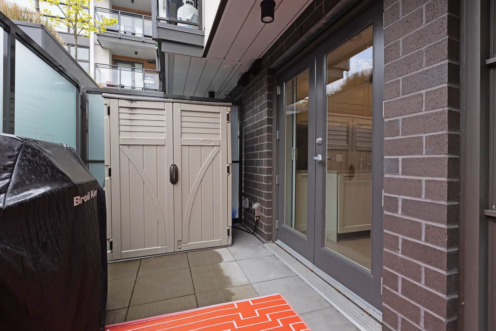 Listing Image 17
