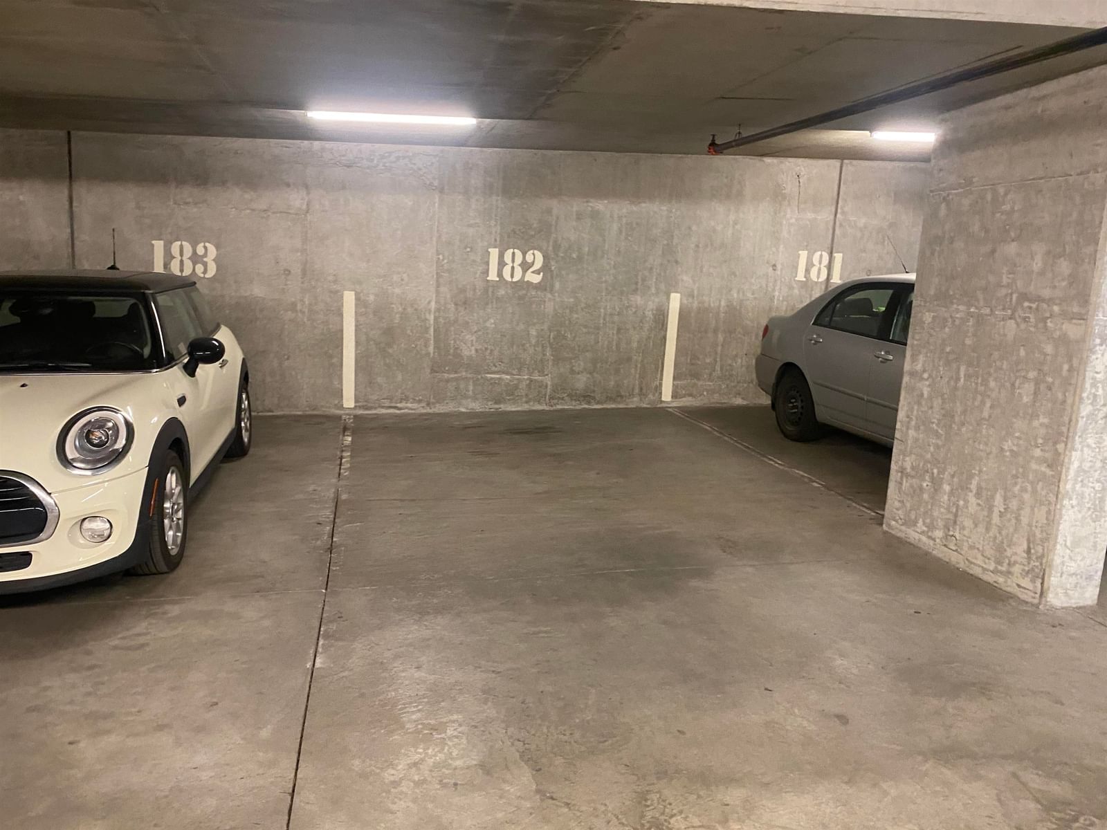 Listing Image 21