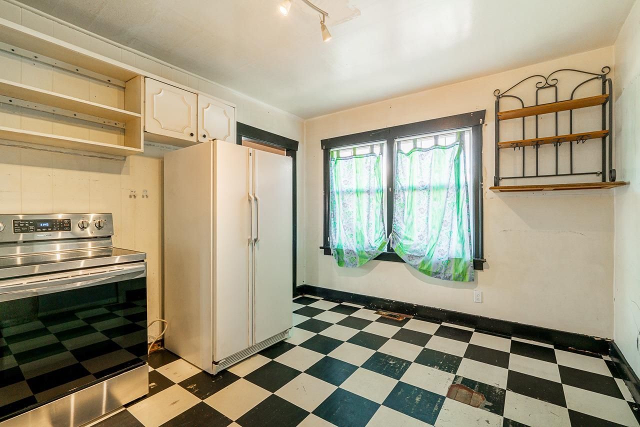Listing Image 13