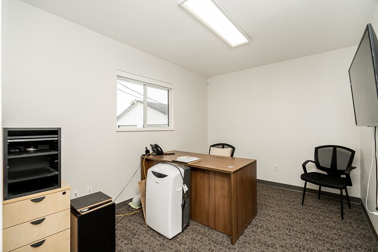 Listing Image 14