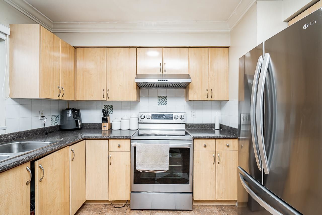 Listing Image 13