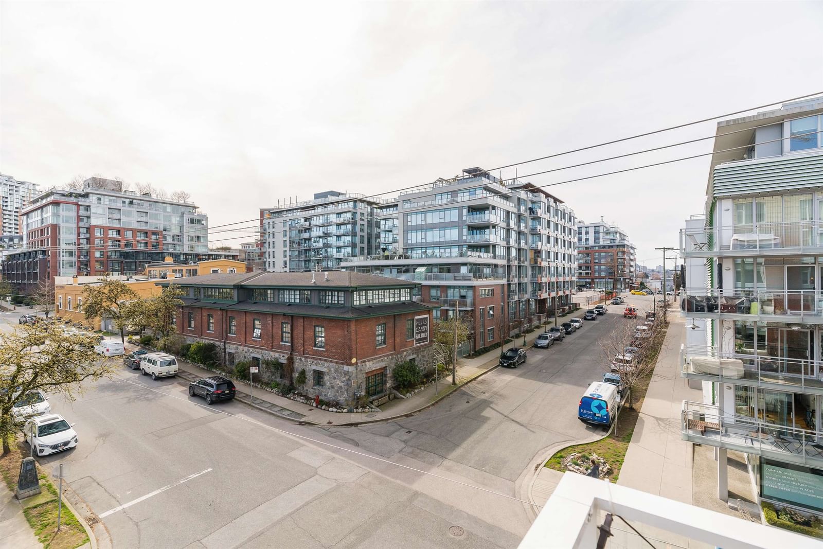 Listing Image 18