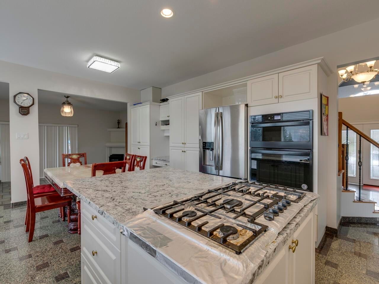 Listing Image 12