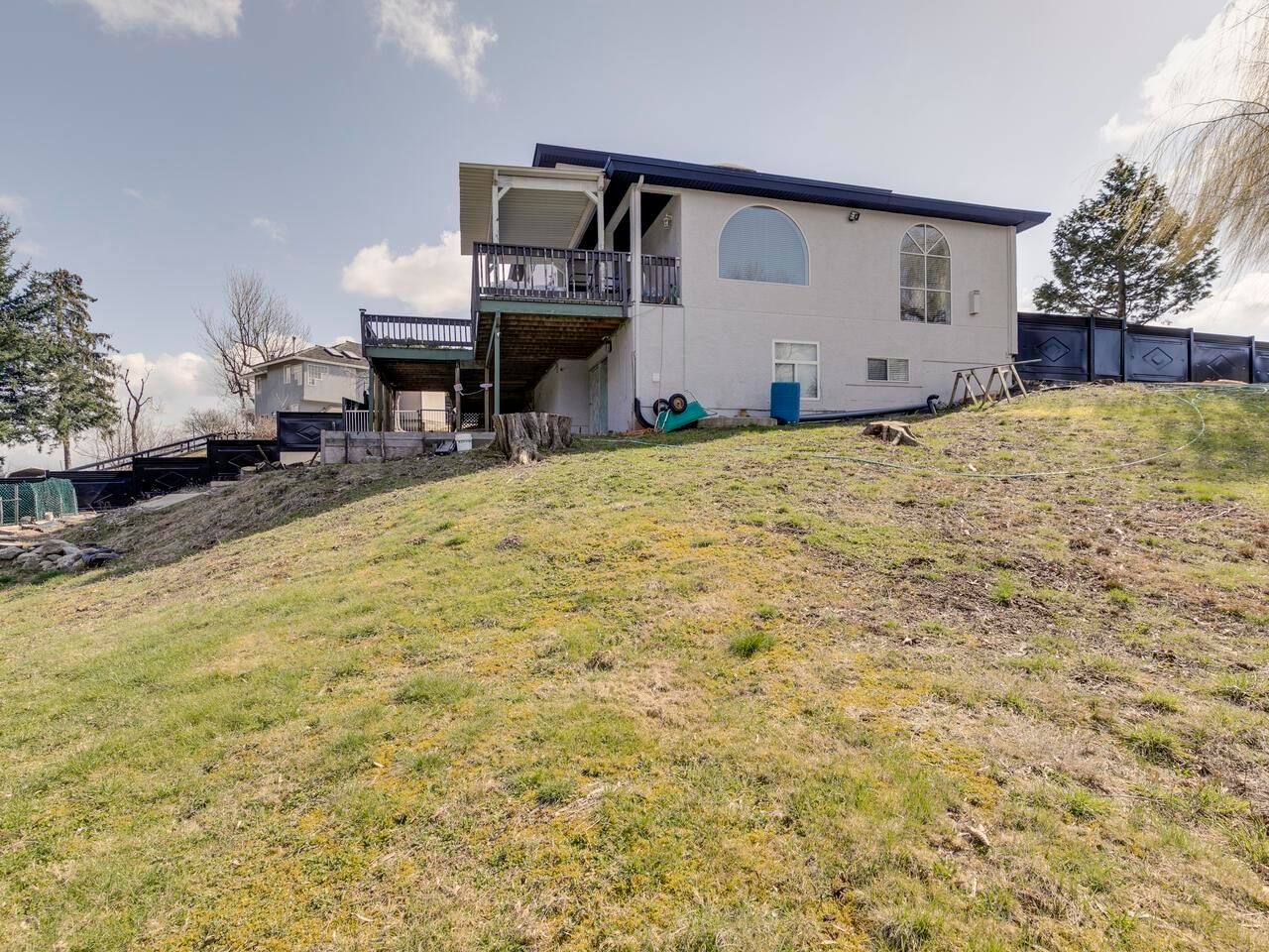Listing Image 28