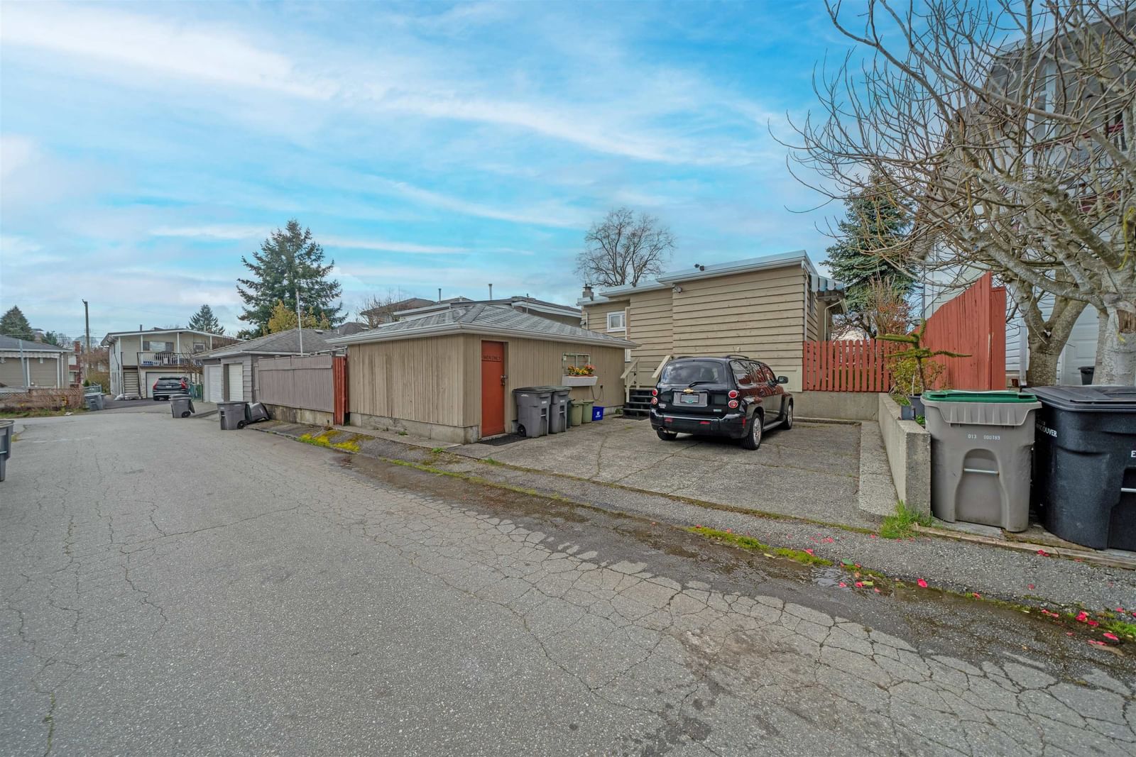 Listing Image 19