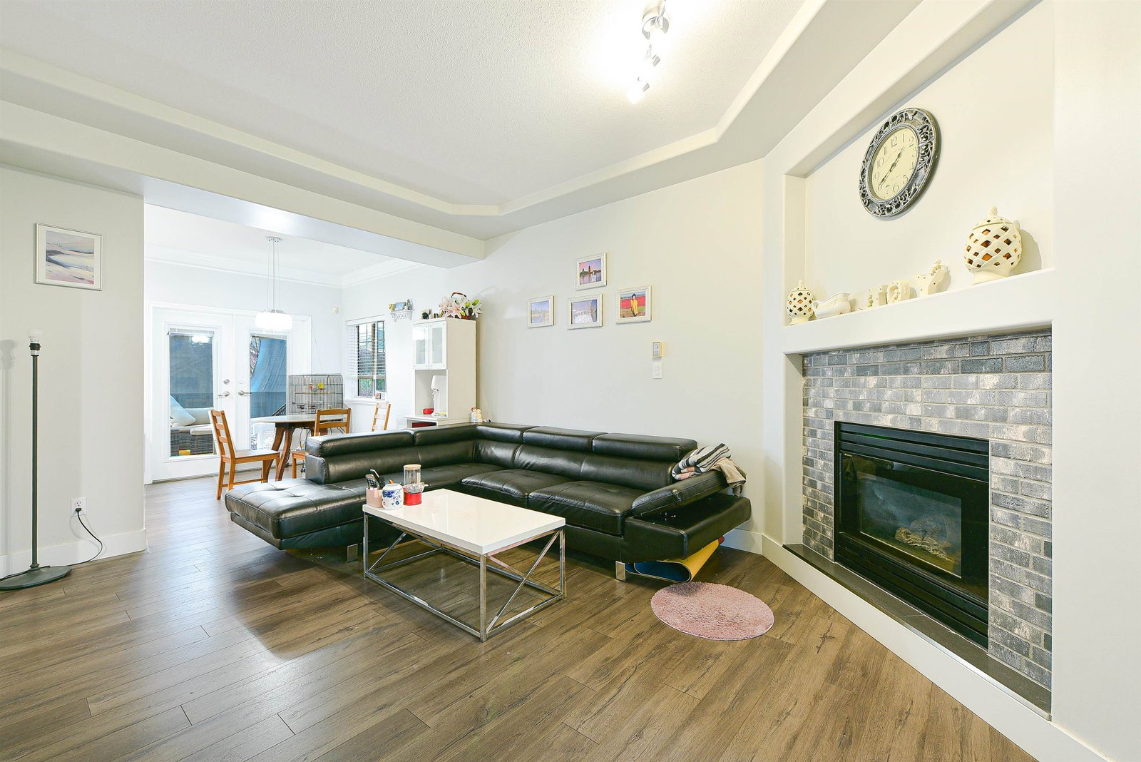Listing Image 17